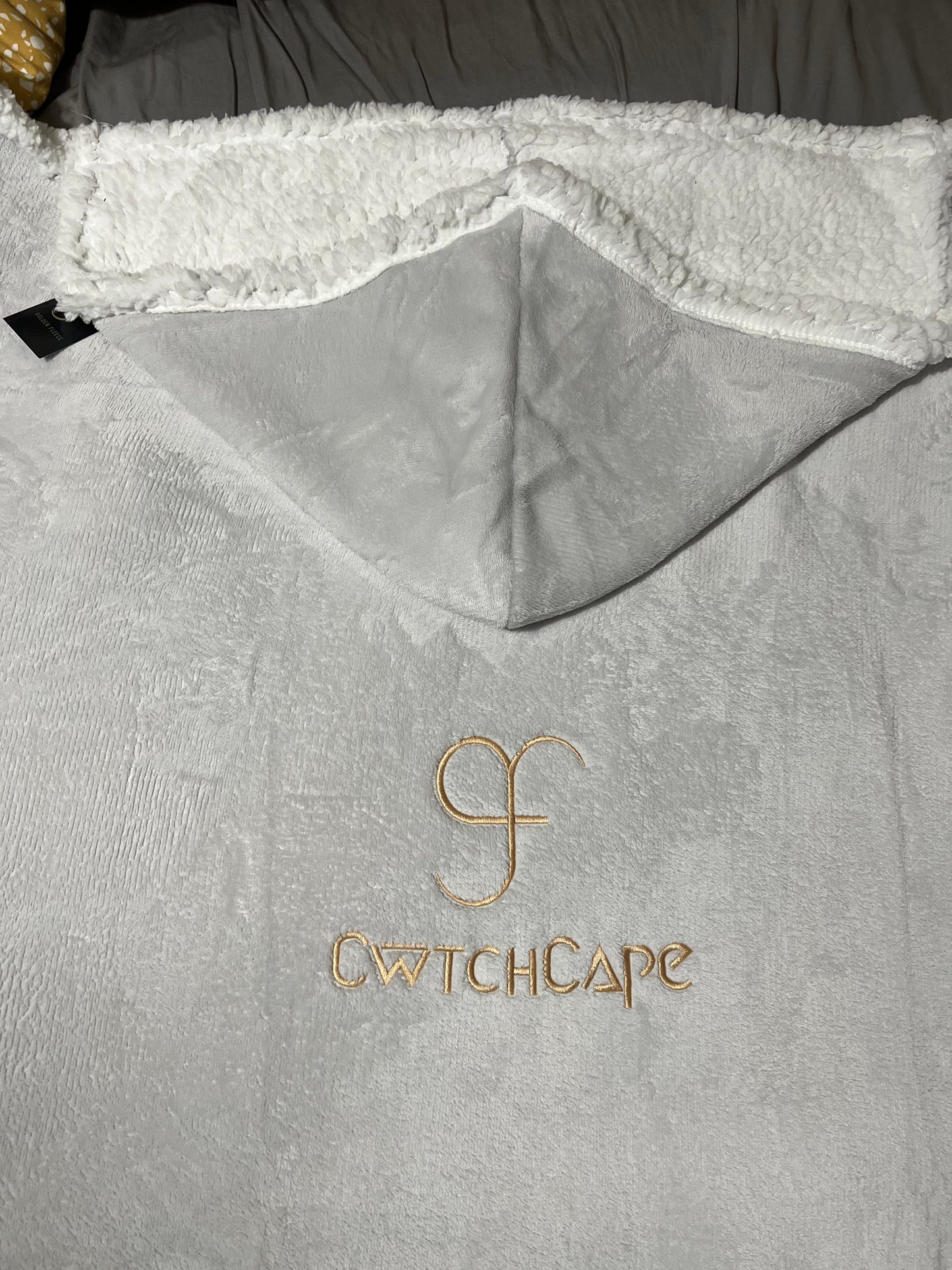 CwtchCape Sherpa fleece hoodie walkie blanket Adult 1 size fits all - 4 Colours