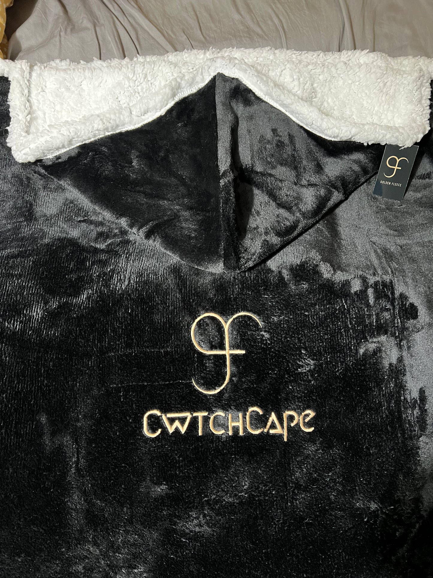 CwtchCape Sherpa fleece hoodie walkie blanket Adult 1 size fits all - 4 Colours