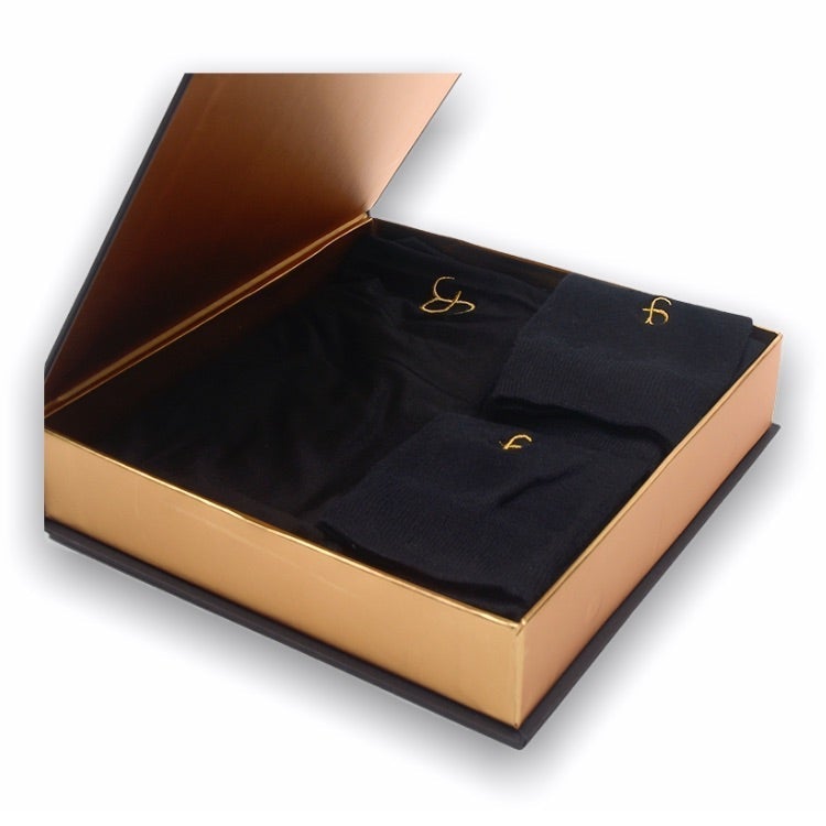 XXL Size Luxury Bamboo T-Shirt & Bamboo Socks Gift Box Set for Men & Women in a Handcrafted Magnetic Close Keepsake Box Black