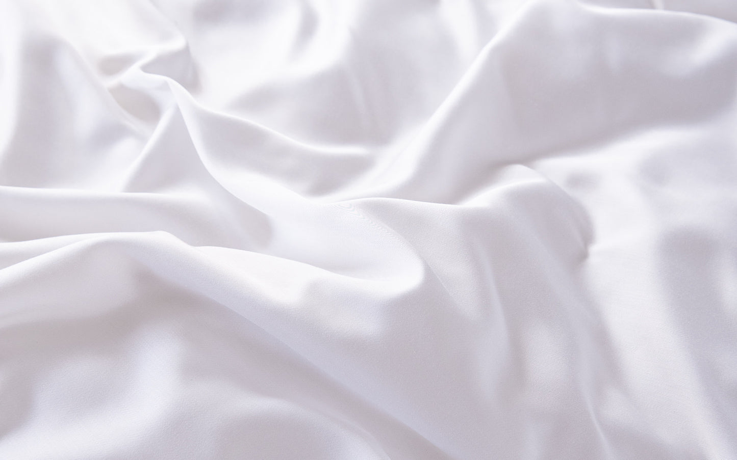 White Double GF 100% Organic Bamboo 300tc Luxurious sateen weave Bedding Set Duvet Cover, Extra Deep 40cm Fitted Sheet, 2 x Pillow Cases